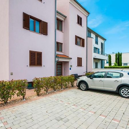 Apartments And Rooms Camaiore Rovinj Exterior foto